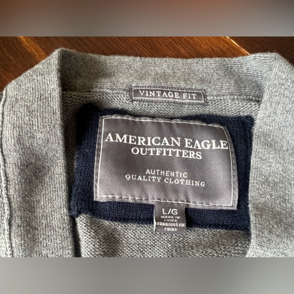 American Eagle Cardigan Sweater Mens L Vintage Fit V-Neck Grandpa Wool Blend - Picture 3 of 12